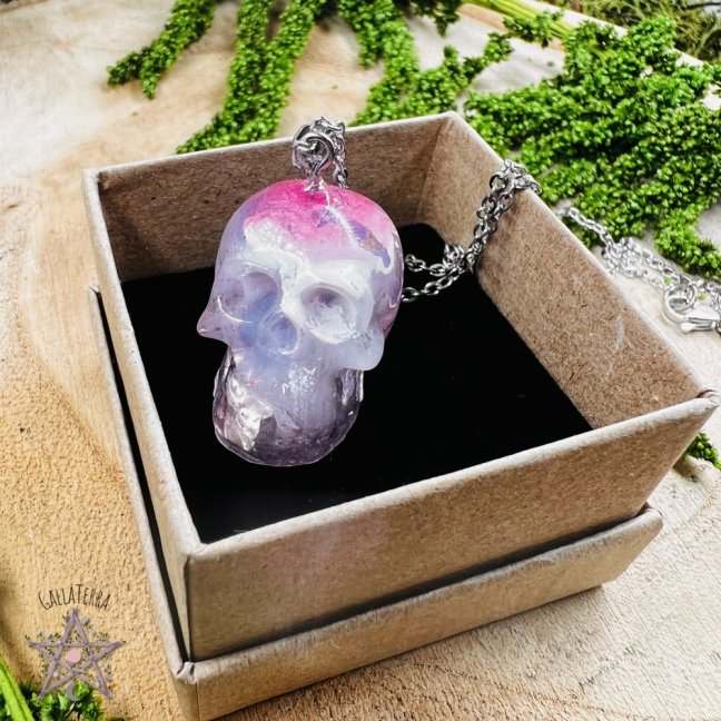 Orgonite skull / kunzite necklace - for love, self-love and emotional balance