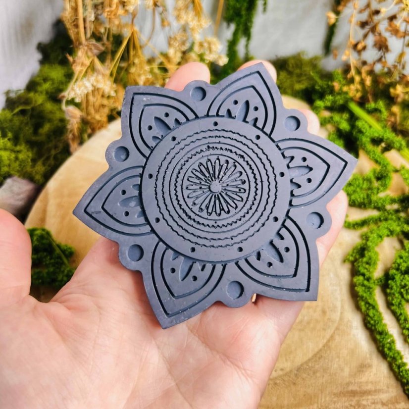 Magická podložka pod svíčku - mandala pro harmonii - černá