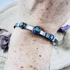 Orgonitový náramek s modrým tyrkysem pro moudrost, ochranu a komunikaci Orgonitový náramek s modrým tyrkysem pro moudrost, ochranu a komunikaci