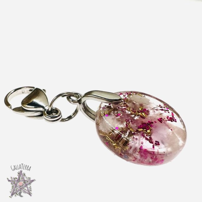 Orgonite pet jewellery - rock crystal, nephrite - gentle protection & calm