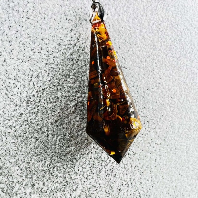 Orgonitové kyvadlo / amulet / přívěšek / pro vnitřní sílu a ochranu