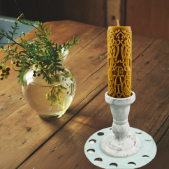 Vysoký svícen – elegance, originalita a všestrannost