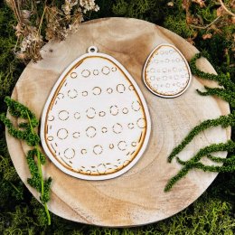 Autorsk= dřevěné dekorace - vejce s kolečky