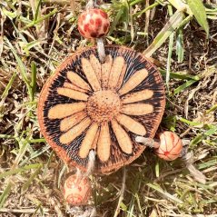 Talisman na cesty - liška a heřmánek - ochrana, štěstí Talisman na cesty - liška a heřmánek - ochrana, štěstí