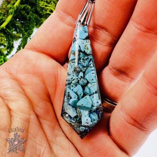 Orgonite pendulum - blue turquoise - communication & protection