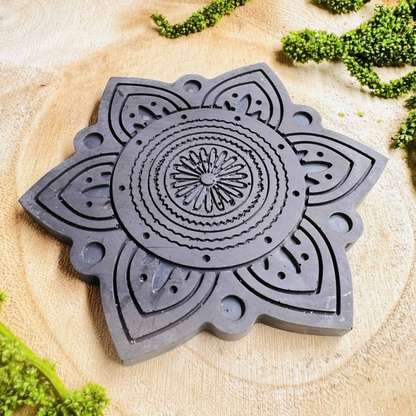 Magická podložka pod svíčku - mandala pro harmonii - černá