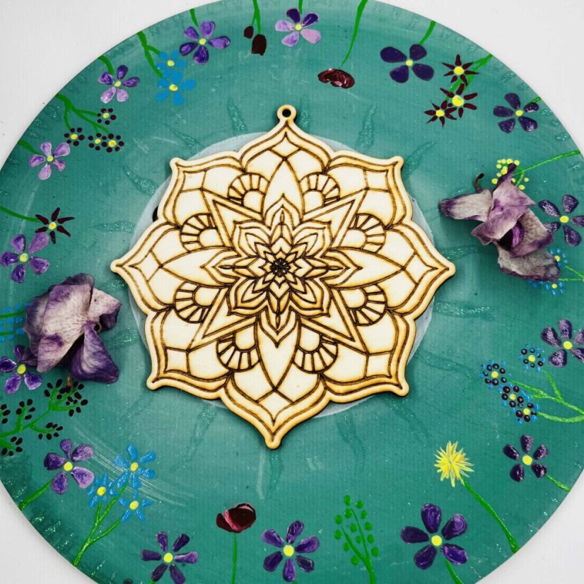 Dřevěná omalovánka – Mandala Dagmar