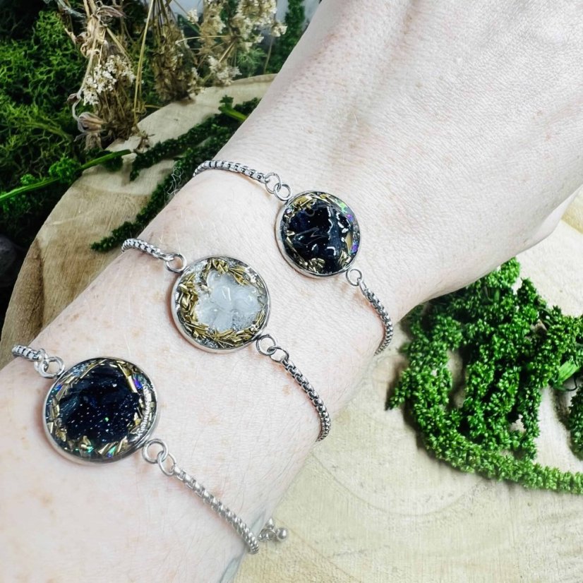 Orgonite bracelet - clear quartz - gentle heart energy