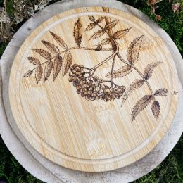 Kulaté bambusové prkénko - Jeřabiny - ručně vypalované