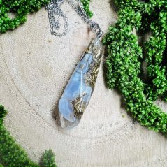 Orgonite necklace - chalcedony - peace, communication, harmony