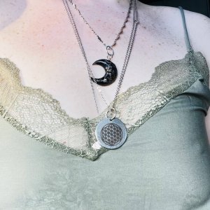 What to have engraved on a piece of jewelry or talisman? Inspiration, symbols and ideas with personal meaning