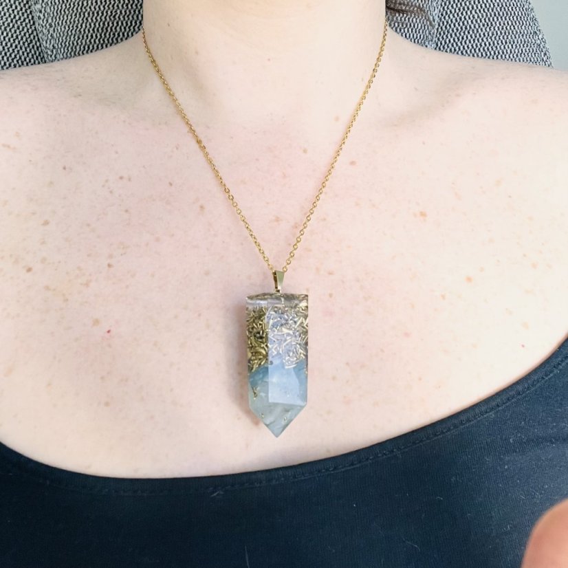 Orgonitové MAXI kyvadlo / přívěšek sakvamarínem - pro klid, pravdu a intuici