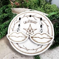 Autorské dřevěné náušnice - Pusinky