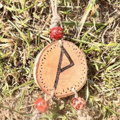 Talisman - ochrana na cestách - Vegvisír a Wunjo