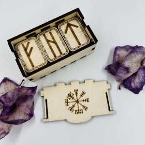 Autorské dřevěné runy z rodinné dílny GallaTerra Autorské dřevěné runy z rodinné dílny GallaTerra