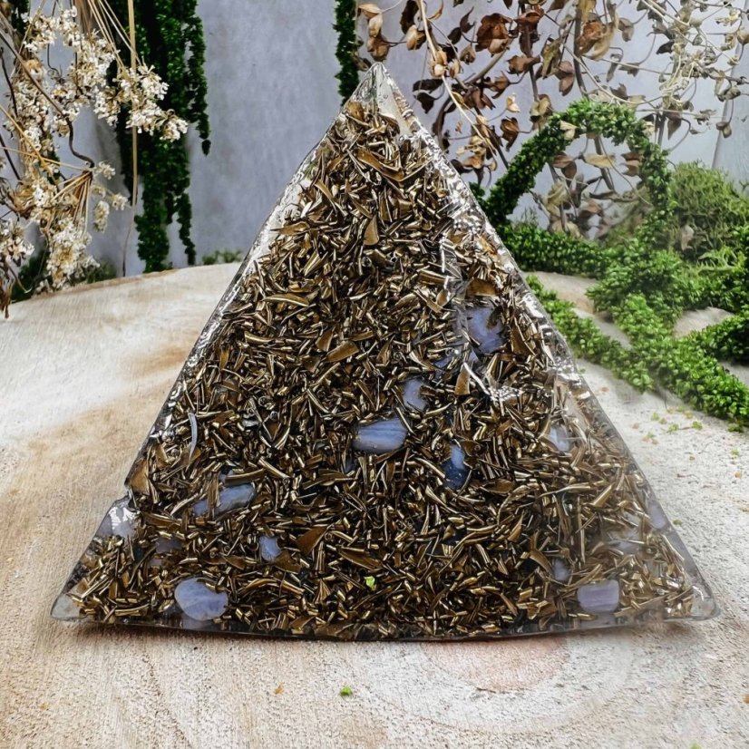 Orgonitový jehlan pro zklidnění napětí a emocí