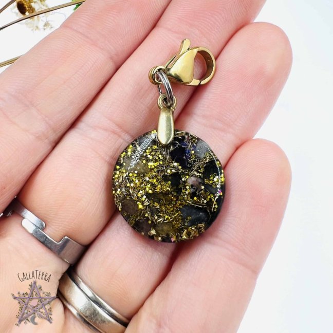 Orgonite jewelry for a pet - crystal, aventurine - protection & positive mind