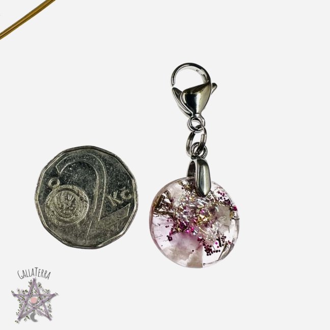 Orgonite pet jewellery - rock crystal, nephrite - gentle protection & calm