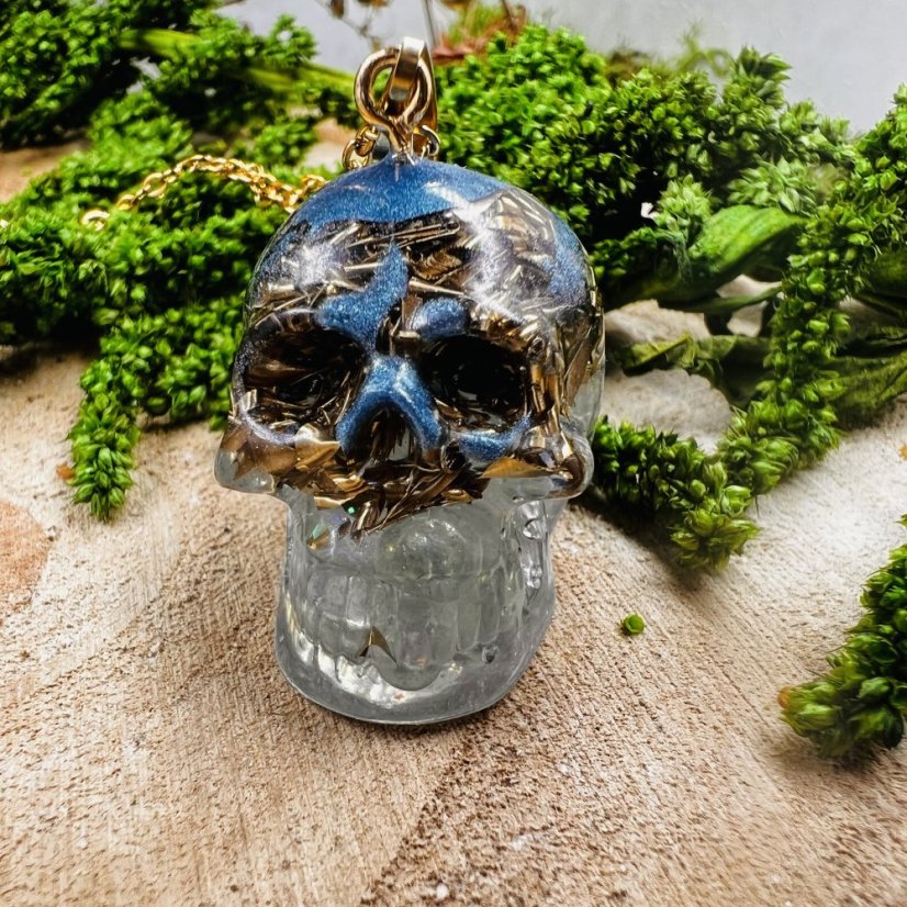 Orgonitová lebka s měsíčním kamenem - pro intuici, rovnováhu a vnitřní klid