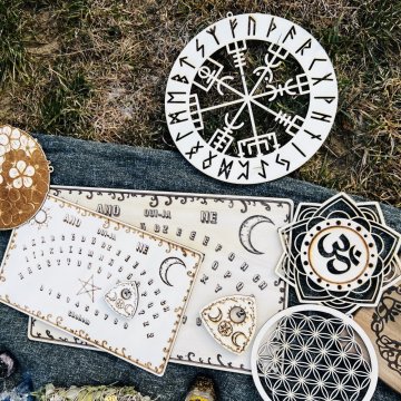 Proč je ezoterika často negativně vnímaná