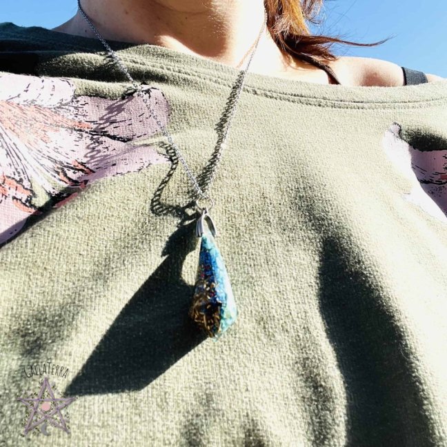 Orgonite pendulum - blue turquoise - communication & protection