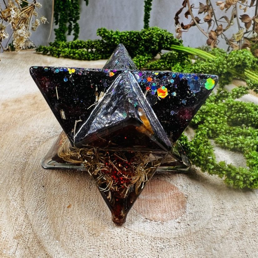 Orgonite merkaba - vitality, strength, passion