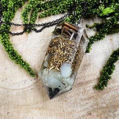 Orgonite MAXI pendulum / pendant with jade and Eihwaz rune - for protection, stability, grounding