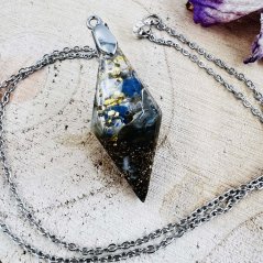 Orgonitové kyvadlo / přívěšek s labradoritem a opálem - pro magické napojení, ochranu energie a intuici