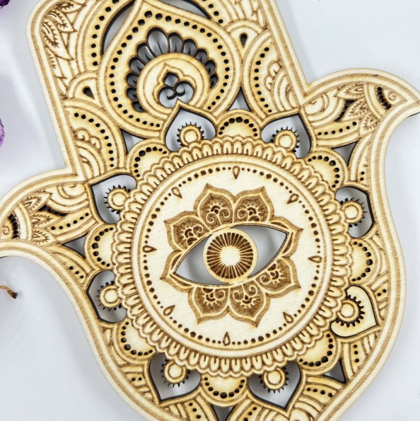 Dřevěná dekorace ruka Fatimy (hamsa)