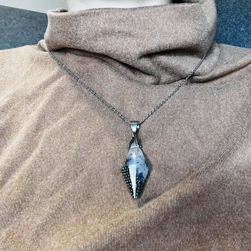 Orgonite pendulum / pendant with rock crystal - for intuition, cleansing and protection