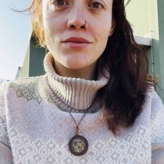 Unconventional orgonite jewelry with flowers for emotional calm and wonderful energy