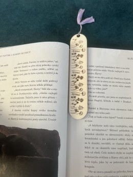 Záložka do knihy s lučním kvítím