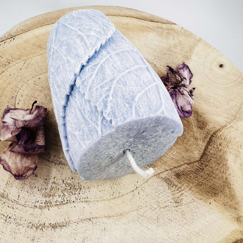 Velká modrá přírodní svíce pro harmonizaci krční čakry