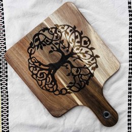 Kulaté akáciové prkénko s rukojetí - Strom života