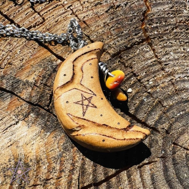 Wooden hand-carved jewelry - Crescent - protection, balance