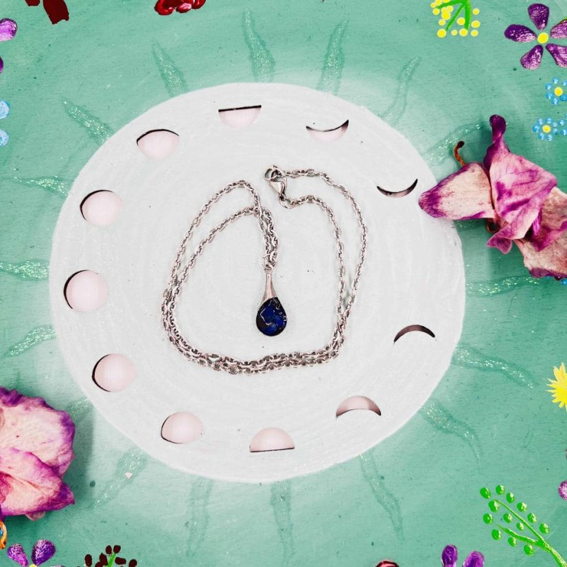 Orgonite necklace for health