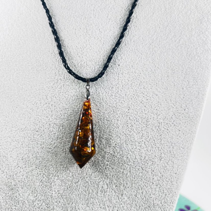 Orgonitové kyvadlo / amulet / přívěšek / pro vnitřní sílu a ochranu