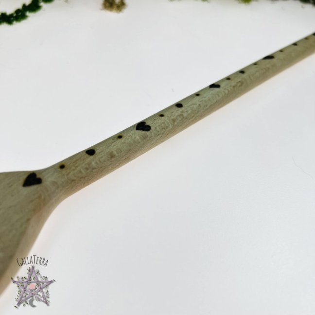 Magic wooden spoon - chamomile - large
