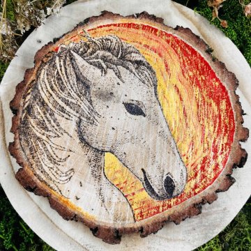 Dřevěný obraz - Ohnivý kůň - ručně vypalovaný