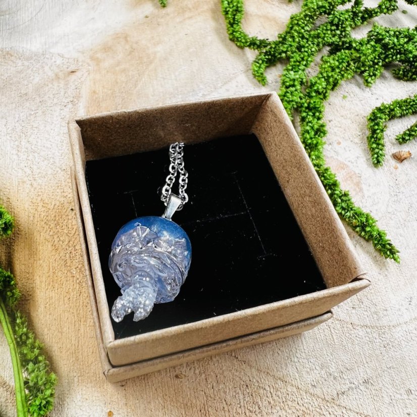 Orgonitová medúza / náhrdelník s opály - pro kreativitu, jemnost, intuici