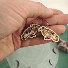 Autorské dřevěné náušnice - Havran