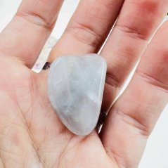 Růženín – fialovo-růžový – láska, jemnost, emoční harmonie