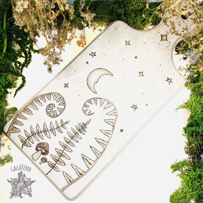 Beechwood board - forest magic - large