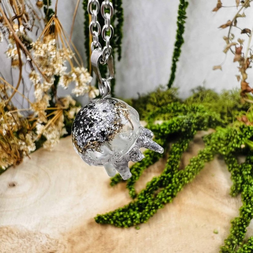 Orgonitová medúza / náhrdelník s alabastrem - pro čistotu, harmonii, uvolnění napětí