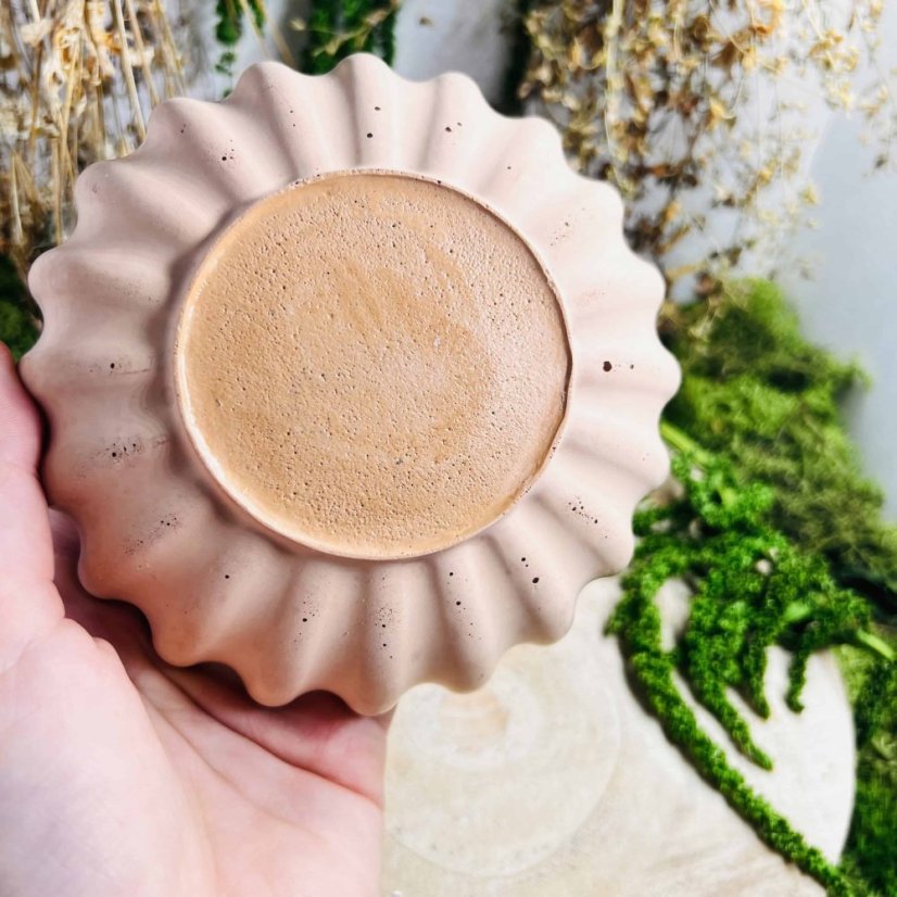 Magická miska pod zvlněná - cihlová