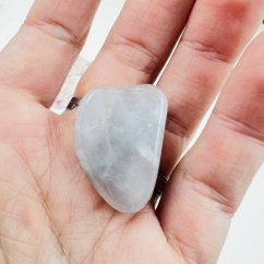 Růženín – fialovo-růžový – láska, jemnost, emoční harmonie