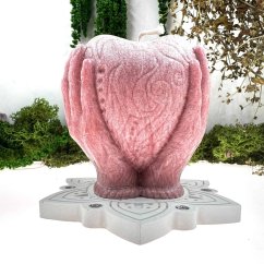 Přírodní svíce - srdce v dlaních - tmavě růžová