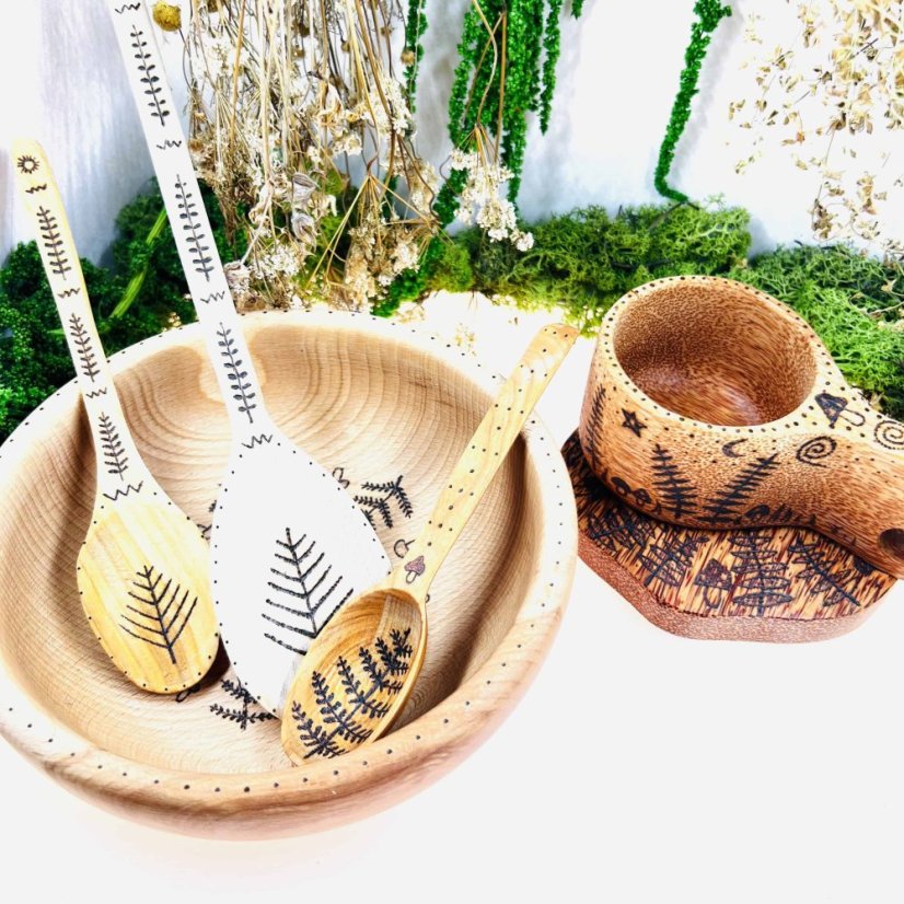 Dřevěná lžíce - protoruny - velká