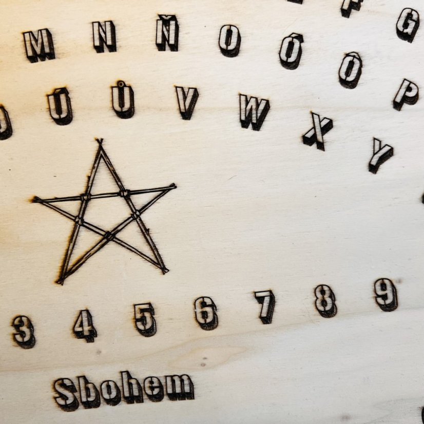 Autorská česká OUII JA - spiritistická deska - detail