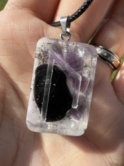 Orgonitový amulet s runou Uruz
